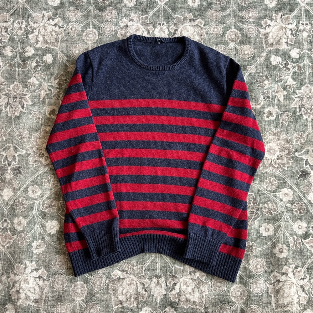 2010’s Striped Navy and Red Men's Sweater